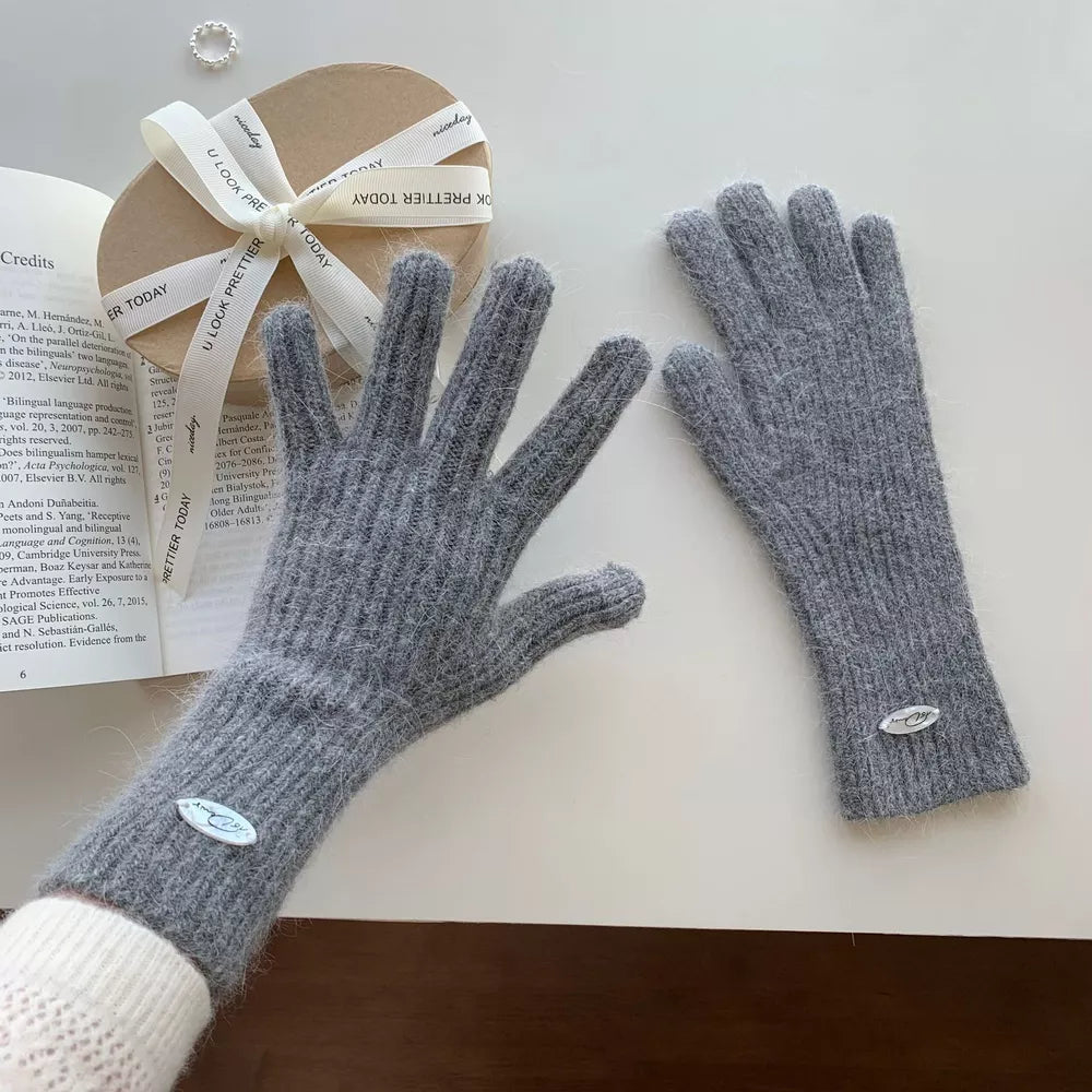 Luxurious Ribbed Knit Touchscreen Gloves
